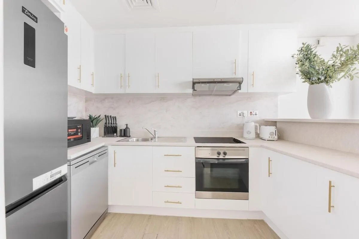 Very Cool Flat For 3 People Apartment Dubai United Arab Emirates